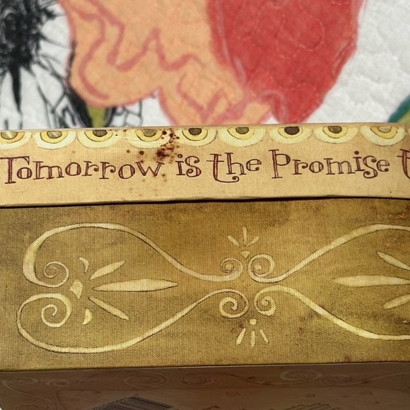 Just Believe candle assortment from Lang Candles. Includes 7 candles & holder. - Picture 2 of 6